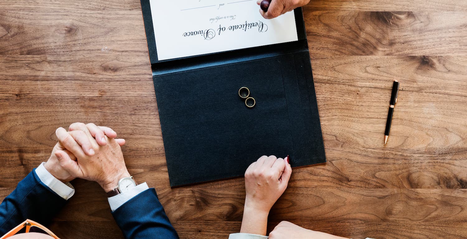 How Evanston Divorce Mediation Lawyers Bring Families Together
