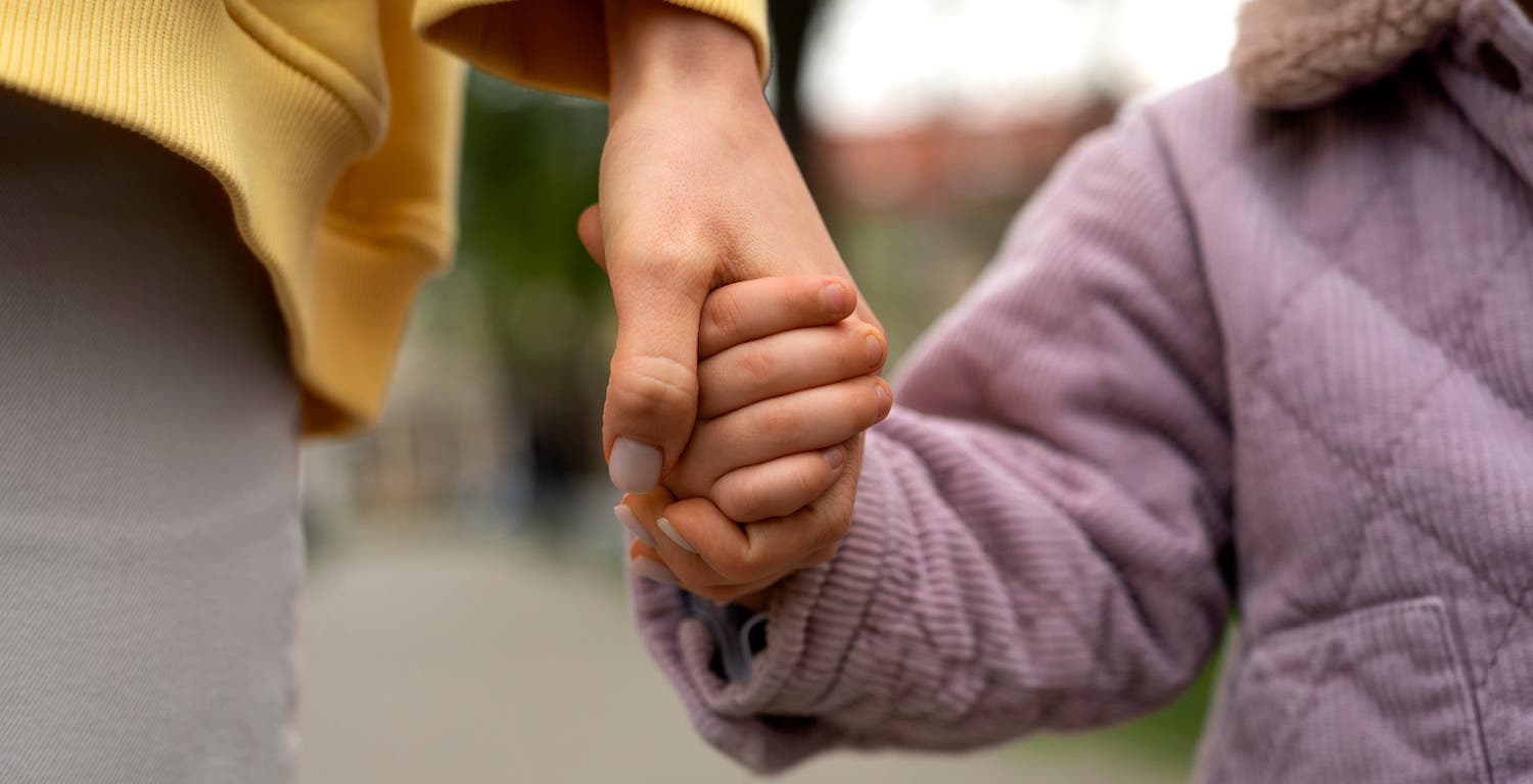 How a Kenosha Child Support Lawyer Helps When Juggling Work, Parenthood, and Legal Challenges