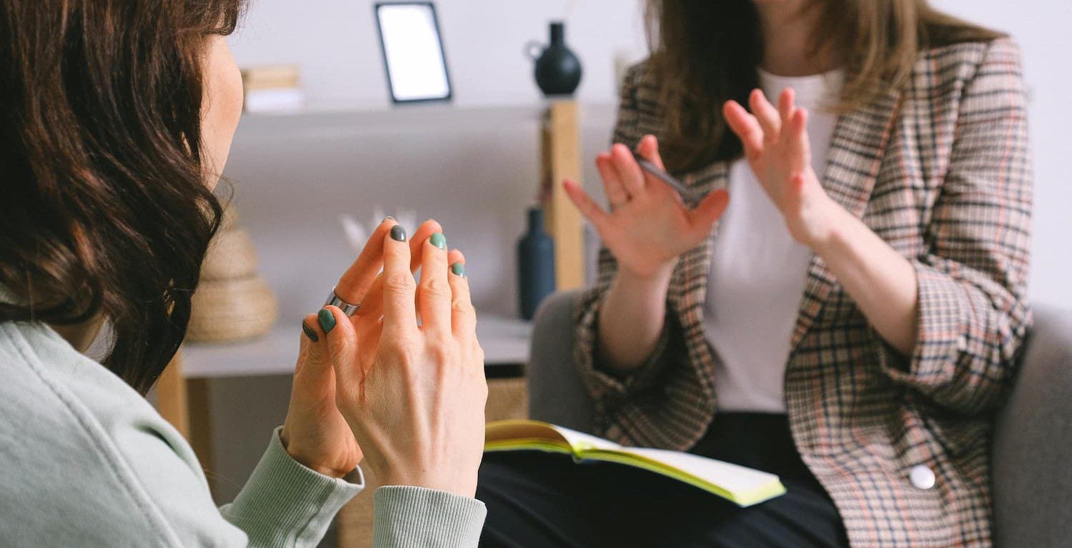 Maneuvering Spousal Support Challenges with Arlington Heights Lawyers